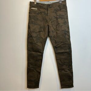 Pullin Men’s Brown Camo Chino Pants